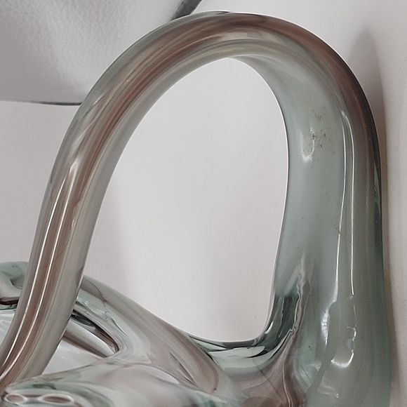 Vintage Sooner Glass Hand Blown Art Glass Swan Centerpiece/Bowl Purple - Picture 8 of 16